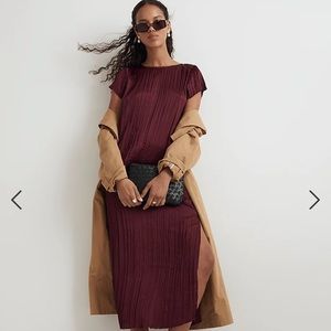 FINAL SALE - Short-Sleeve Slip Midi Dress in Plissé - Madewell - XL petite
